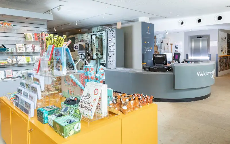 The shop and front desk at Chelmsford Museum